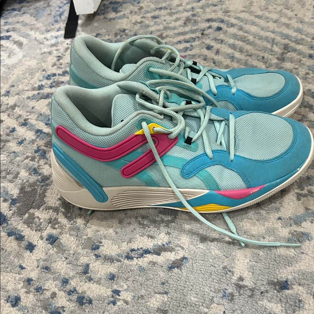 Puma Women's Sneakers in Blue and Pink